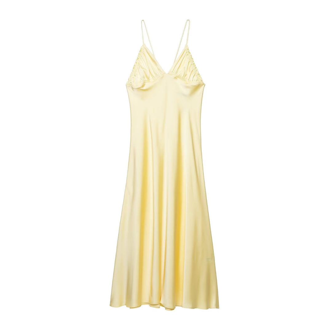 Damen Slipdress mit verführerischem V-Ausschnitt und feinen Rüschendetails Echo Archiv