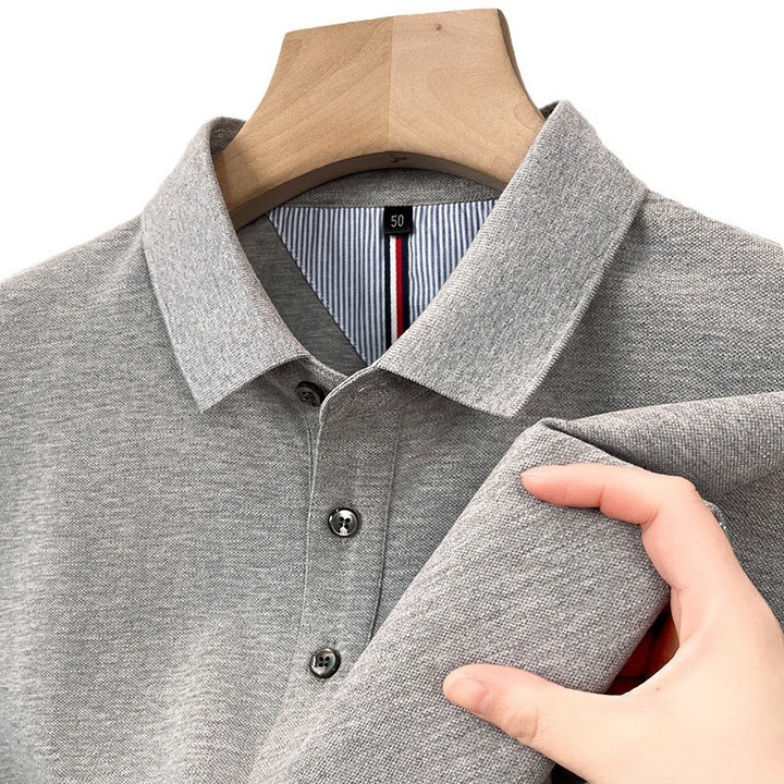 Herren Kurzarm-Polohemd mit feiner Piqué-Struktur und eleganter Knopfleiste Echoarchiv