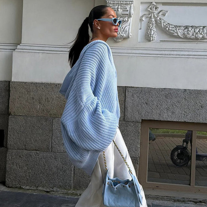 Damen Oversized Kapuzen-Strickcardigan mit Ballonärmeln und Knopfleiste Echoarchiv