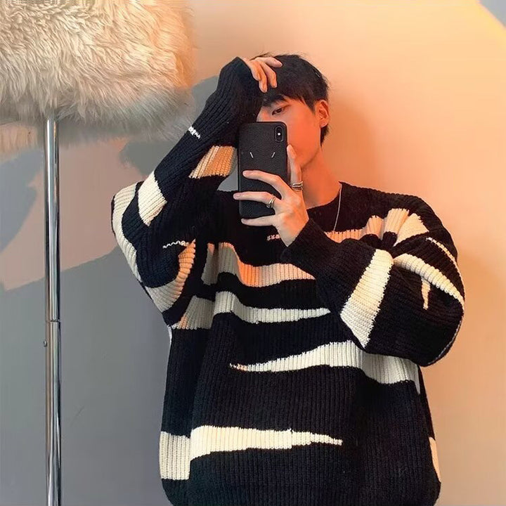 Herren Lässiger Grobstrickpullover mit Streifen Echoarchiv