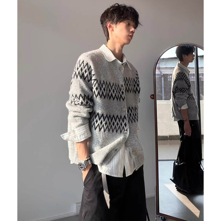 Herren Modische Strickjacke mit geometrischem Muster Echoarchiv