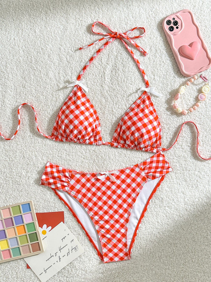 Damen Triangel-Bikini mit verstellbaren Schnürdetails und charmanten rüschigen Akzenten Echo Archiv
