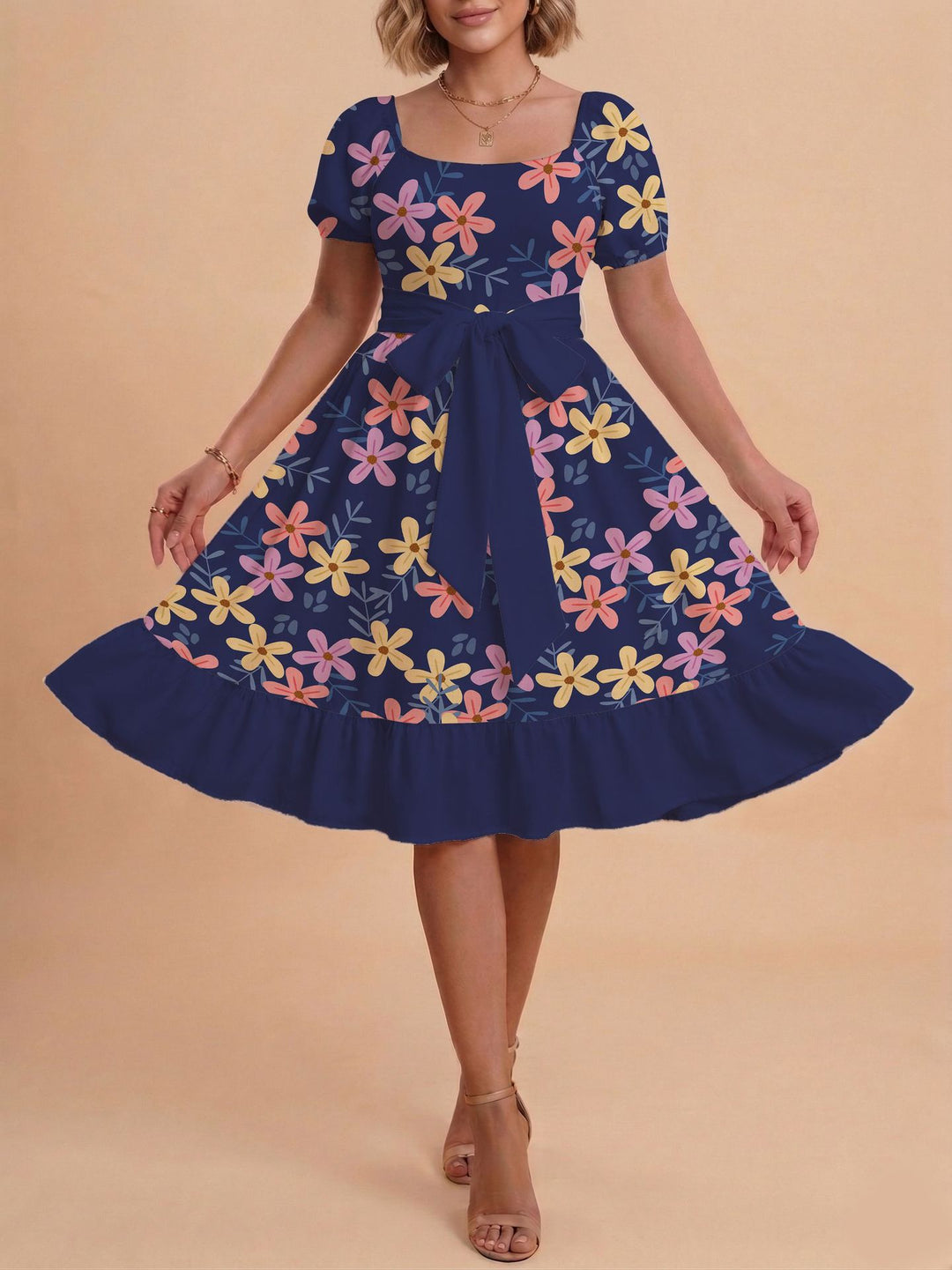 Damen Verspieltes Maxikleid mit Bärenmuster und taillierbarem Band Echo Archiv