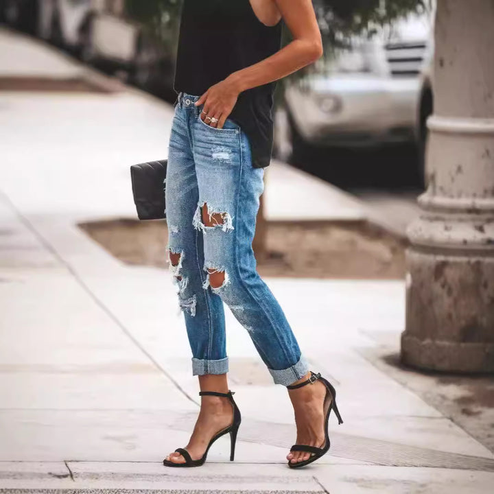 Damen Destroyed Boyfriend Jeans im lässigen Stil mit hohen Rissdetails Echo Archiv