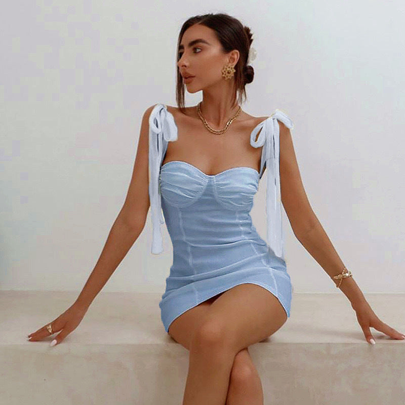Damen Figurbetontes Minikleid mit trägerloser Bustier-Optik und charmanten Schleifen Echo Archiv