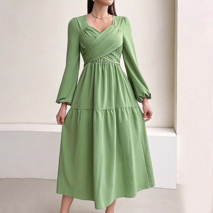 Damen langärmeliges Midikleid mit überkreuztem Drapé-Bustier, elastischer Unterbrustnaht und zweistufigem Stufenrock – Élara