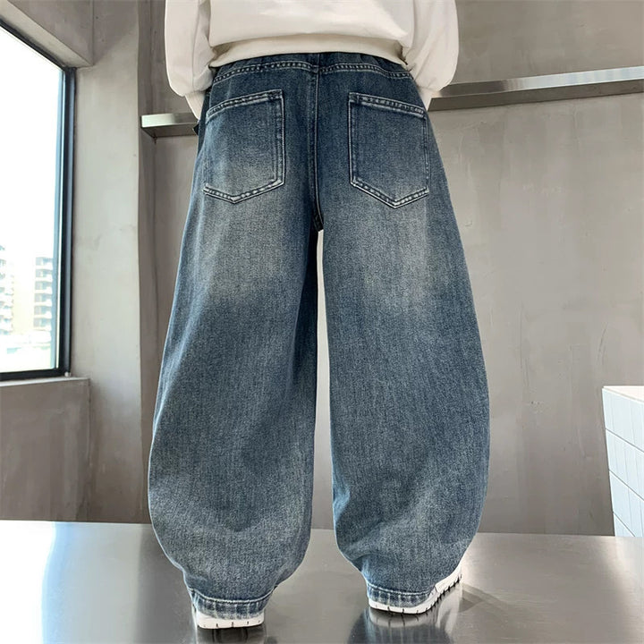 Unisex weite Denim-Hose im angesagten Streetwear-Stil Echo Archiv