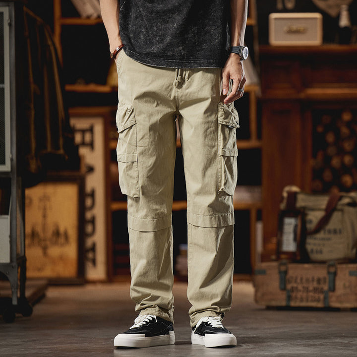 Herren Cargo-Hose mit zahlreichen Funktionstaschen und elastischem Bund Echoarchiv