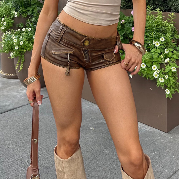 Damen Modische Shorts aus Kunstleder mit praktischen Taschen und dekorativen Reißverschlüssen Echo Archiv