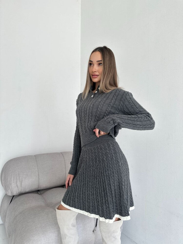 Damen gestricktes Zopfmuster-Polokragen-Set mit Button-Placket und A-Linien-Rock – Élanora