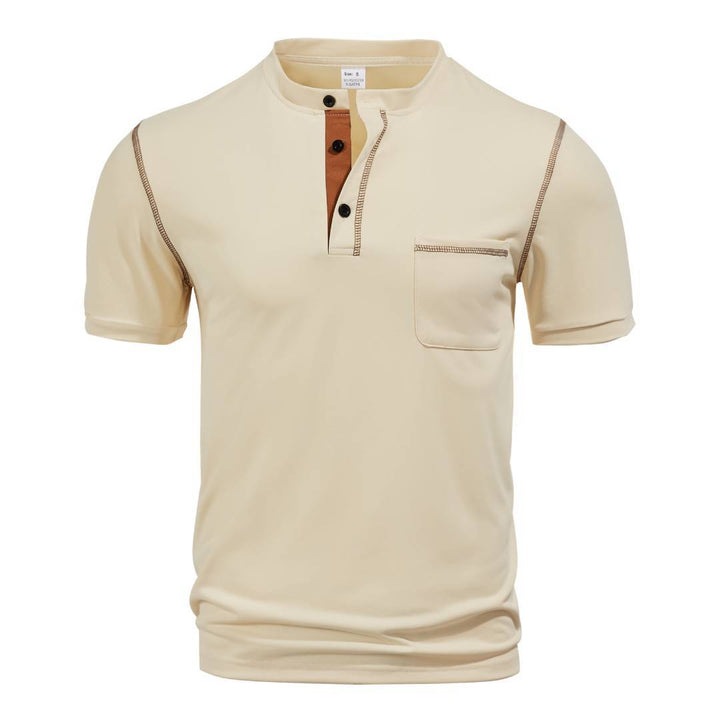 Herren nan kurzärmeliges Henley-Shirt mit Stehkragen, Brusttasche und kontrastierenden Ziernähten Echo Archiv