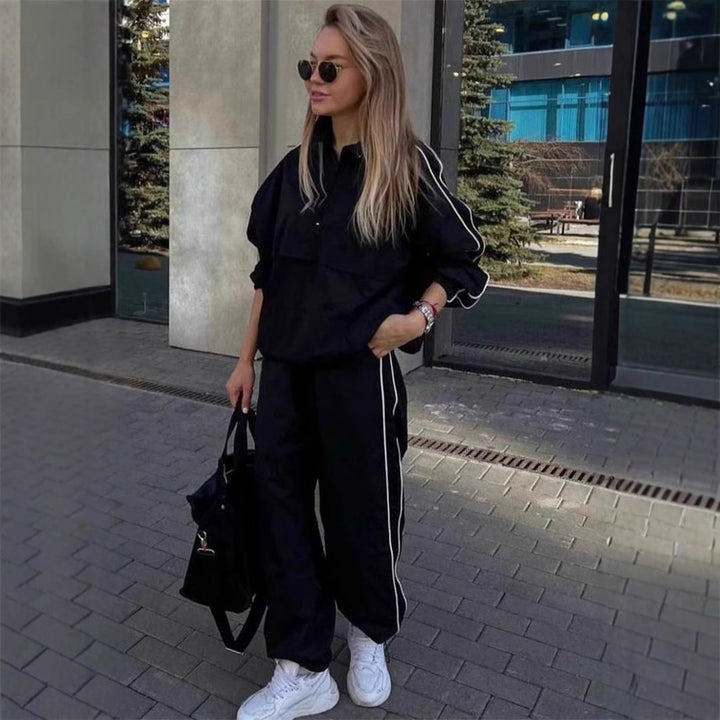 Damen Oversized Windjacke Halbzip-Anorak mit Kängurutasche und Paspelierung – Célinea