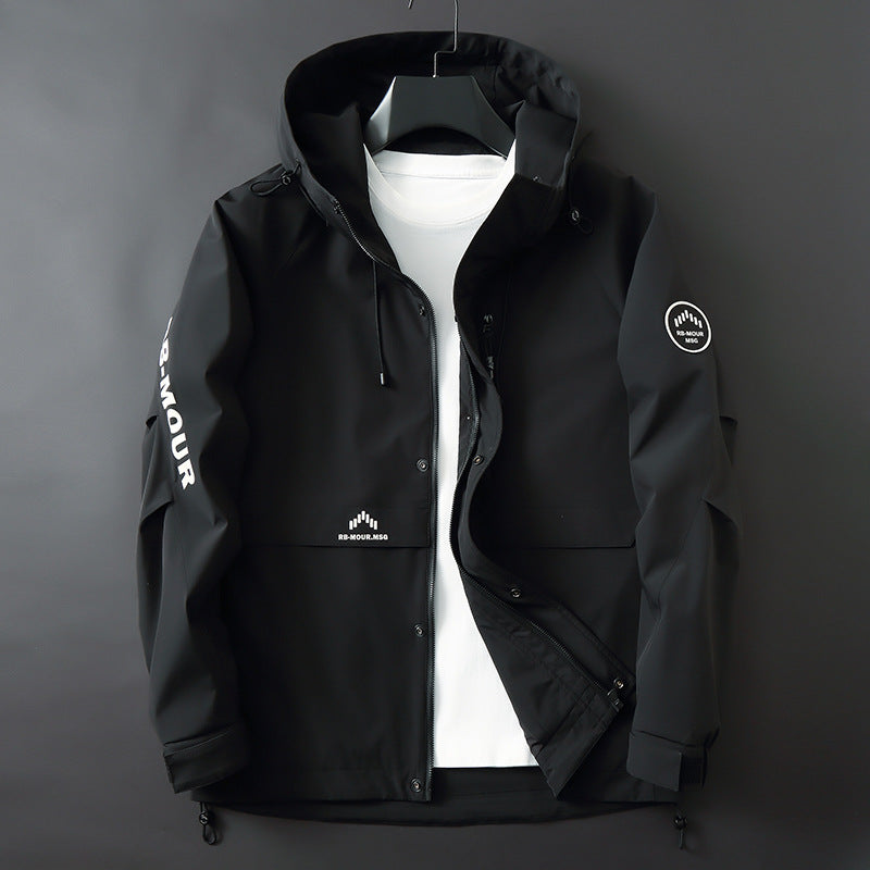 Herren Sportive Softshell-Fieldjacke mit Kapuze, verdecktem Reißverschluss und Logo-Details Echo Archiv