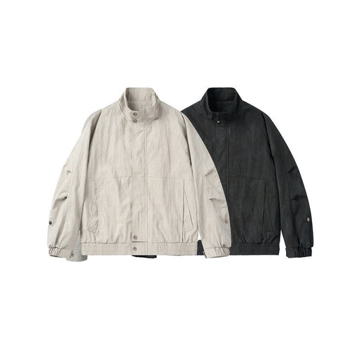 Unisex Kurzblouson im minimalistischen Workwear‑Look mit hohem Stehkragen und Druckknopfverschluss Echoarchiv