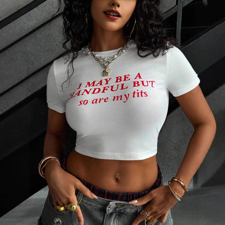 Damen Crop-T-Shirt mit kreativem schriftlichem Design und figurbetontem Schnitt Echo Archiv