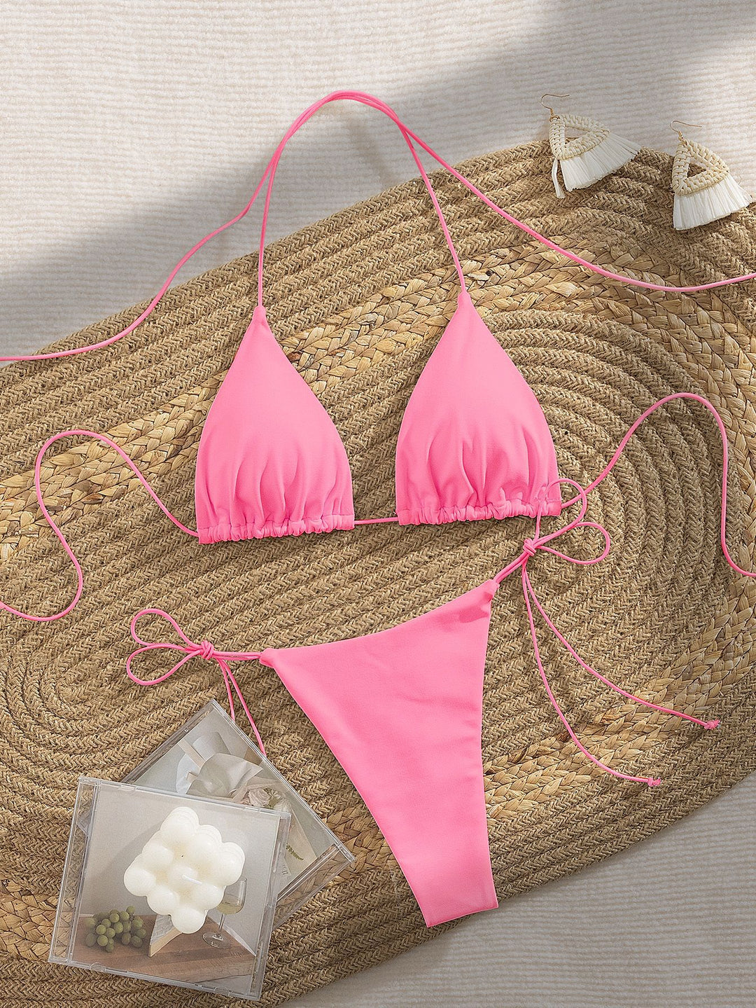 Damen Triangel-Bikini mit elastischen Bindebändern und femininen Details Echo Archiv