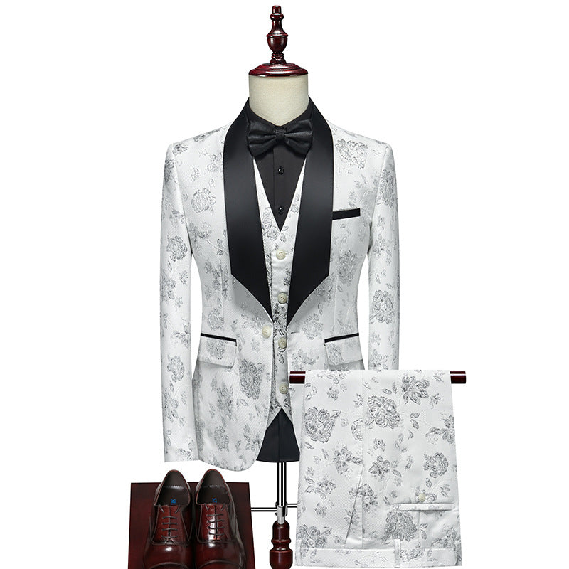 Herren Luxuriöses dreiteiliges Smoking-Set mit Schalrevers und Blumen-Jacquard Echo Archiv