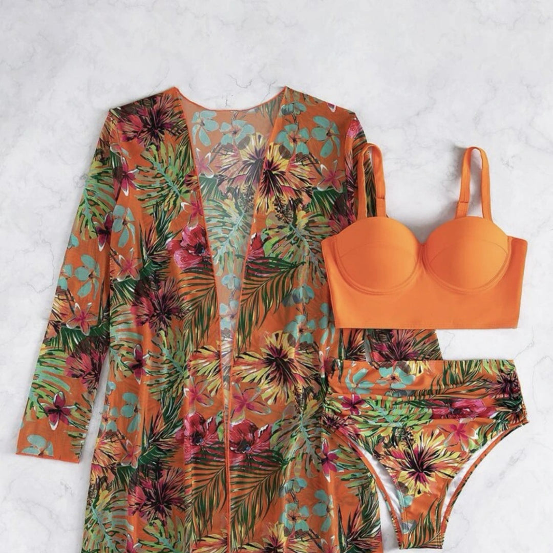 Damen Bikiniset mit floralem Überwurf Echo Archiv