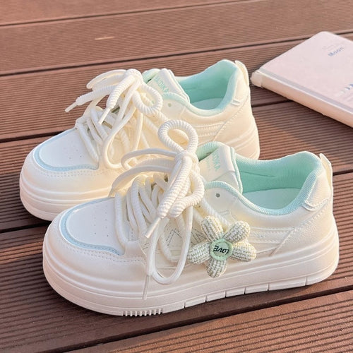Damen Sportliche Sneakers mit floralem Applikationsdesign und atmungsaktiver Sohle Echo Archiv