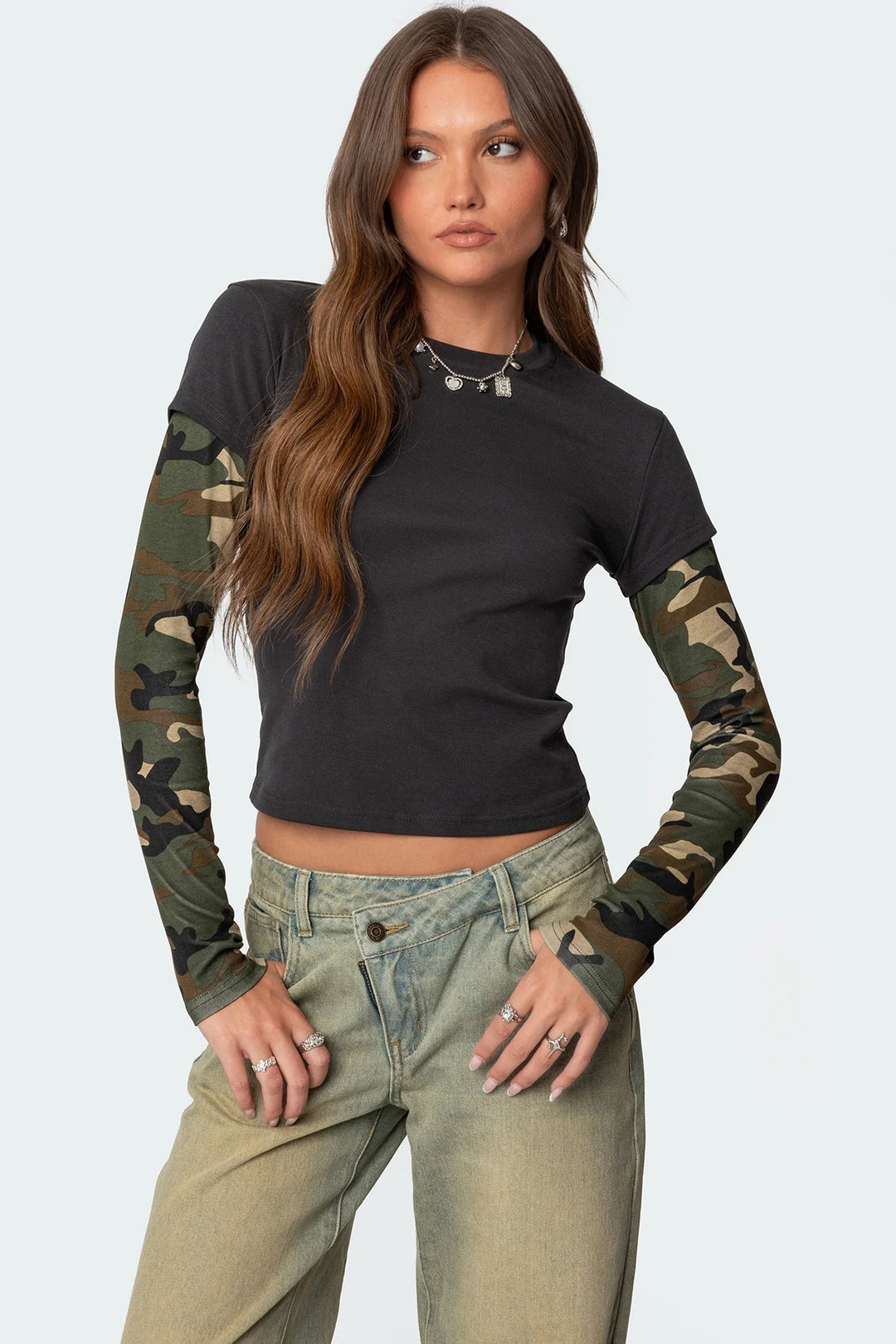 Damen modisches Langarmshirt mit einzigartigen Streifen und kurzem Schnitt Echo Archiv