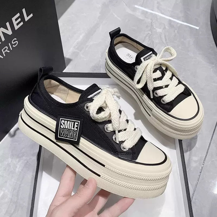 Damen Plateau Sneakers mit doppelter Sohle und trendigem Design Echo Archiv