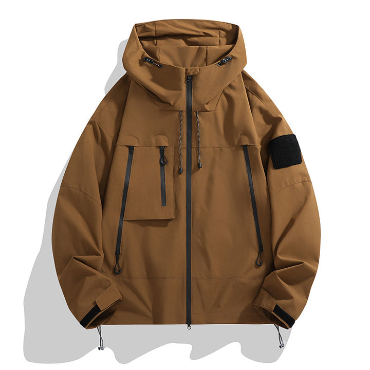 Herren funktionale Outdoor-Jacke mit verstellbarer Kapuze und mehreren Taschen Echoarchiv