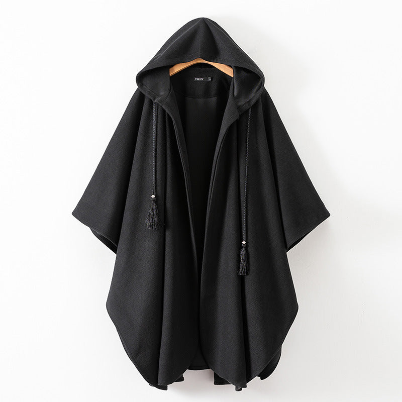 Herren modischer Kapuzenponcho aus atmungsaktivem Material Echoarchiv