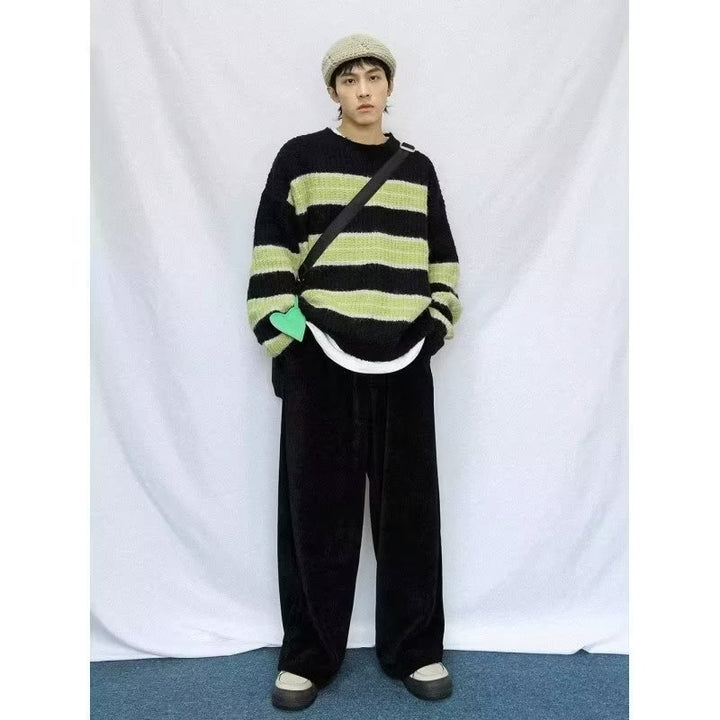 Herren Grobstrickpullover mit modernem Streifenmuster Echoarchiv