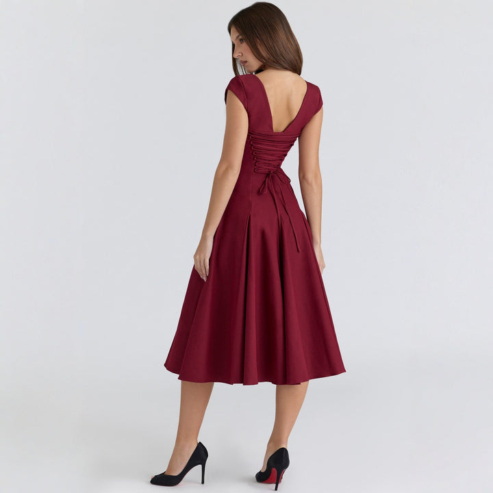 Damen Midi-Kleid mit quadratischem Ausschnitt und weit schwingendem Rock Echo Archiv