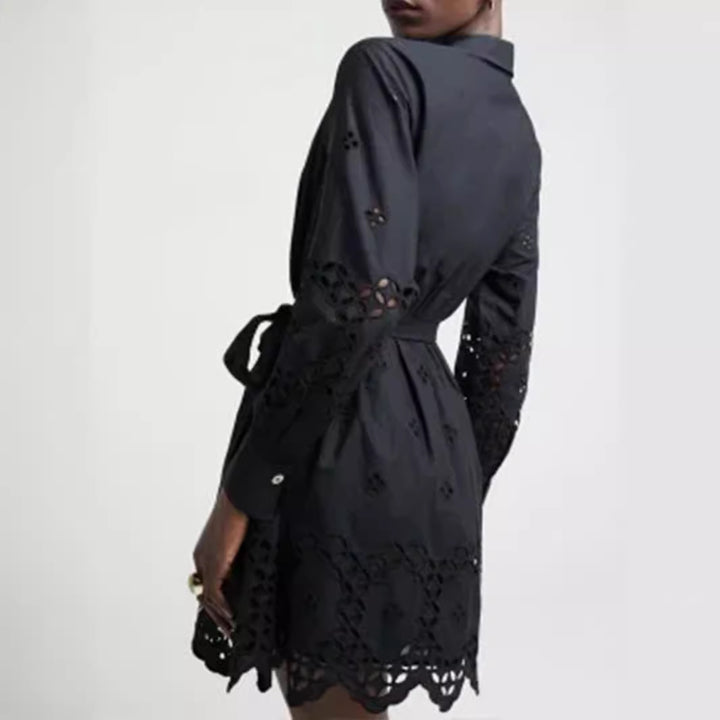 Damen Hemdblusenkleid mit Lochstickerei und Taillengürtel – Avérine