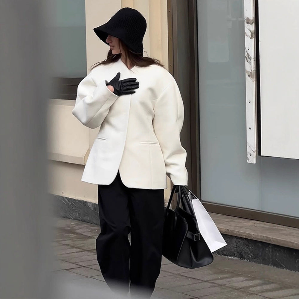 Damen Taillierter kragenloser Wollmix-Kurzmantel mit klarer Silhouette Echoarchiv