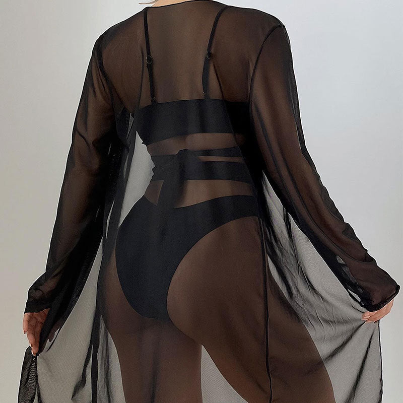 Damen Bikiniset mit raffinierten Schnittdetails und elegantem Überwurf Echo Archiv