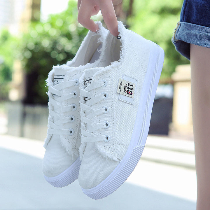 Damen Backless Denim-Slip-On Sneaker mit Schnürdetail und gepolstertem Fußbett – Lioré
