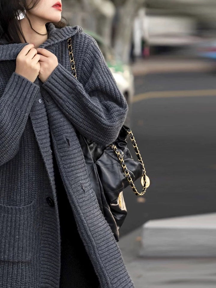 Damen Langer Kapuzen-Cardigan aus grobem Rippstrick mit Eingrifftaschen Echoarchiv