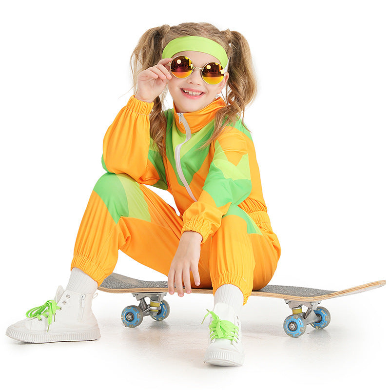 Mädchen Sportlicher Freizeitanzug Echo Archiv