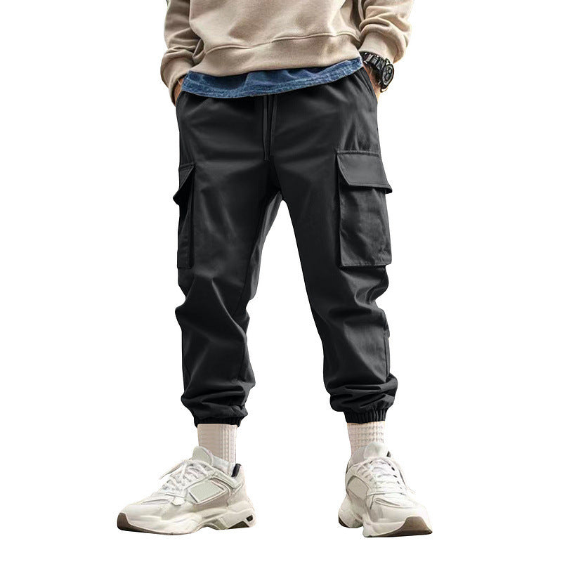 Herren Tapered Cargo-Jogginghose mit Kordelzug, aufgesetzten Klappentaschen und elastischen Bündchen Echoarchiv