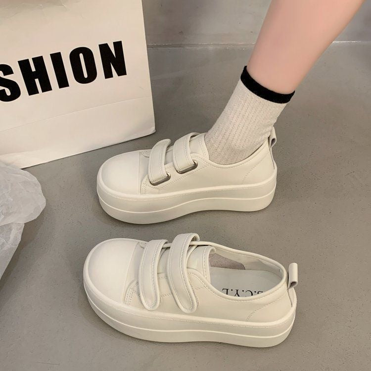Damen Plateau-Sneaker mit doppeltem Klettverschluss und ergonomischer Sohle Echo Archiv
