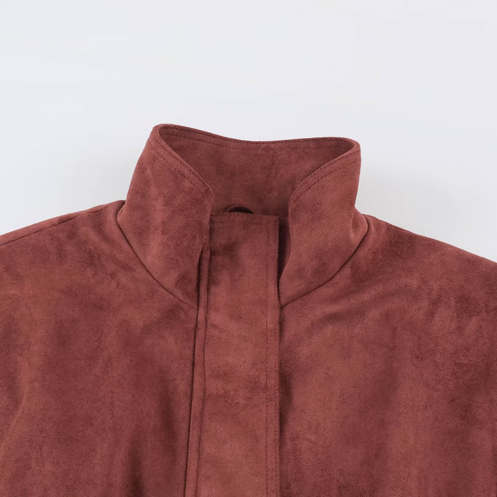 Damen Kurzjacke in Velours‑Optik mit hohem Funnelkragen, verdecktem Verschluss und Taillenbindegürtel Echoarchiv