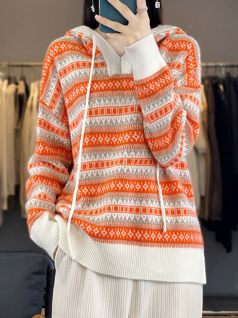 Damen Oversize Jacquard-Strickkapuzenpullover mit V‑Schlitz und gerippten Bündchen Echoarchiv