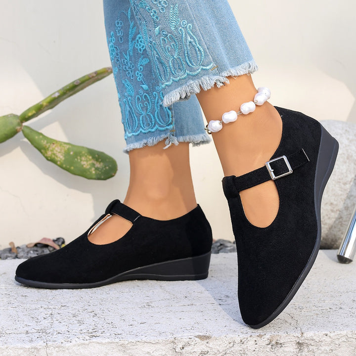 Damen Komfortable Mary-Jane-Ballerinas aus Velours mit verstellbarem Schnallenriemen und gepolstertem Fußbett – Lioré