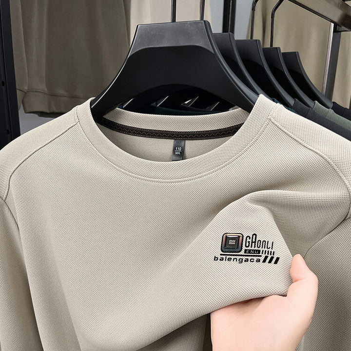Herren langärmliges Sweatshirt mit strukturiertem Gewebe und stylischem Logo Echoarchiv