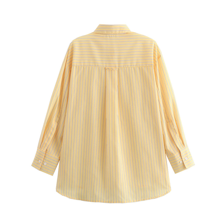 Damen oversized Hemdbluse mit feinen Streifen, klassischem Kragen und abgerundetem Saum – Élovi
