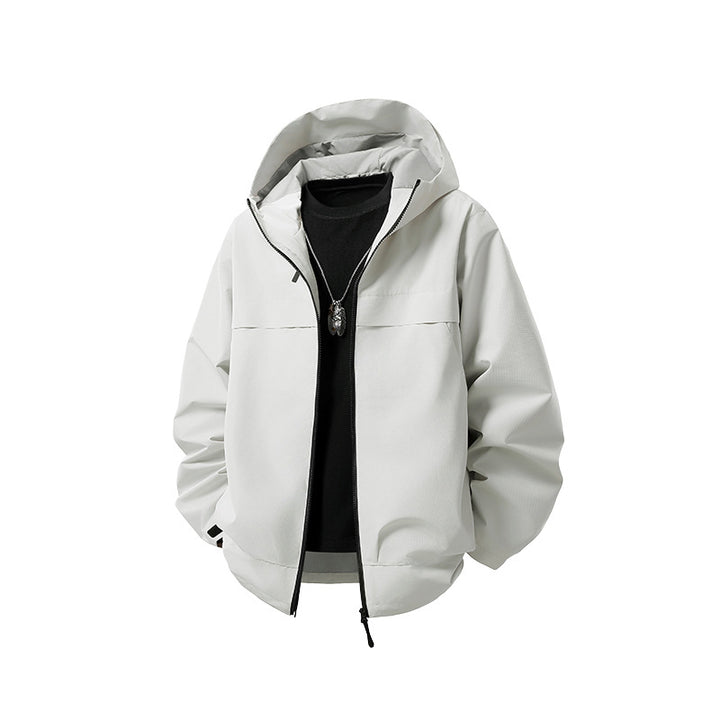 Herren Kapuzen-Softshelljacke mit technischem Windschutz, Two‑Way-Reißverschluss und versteckten Utility-Taschen Echo Archiv