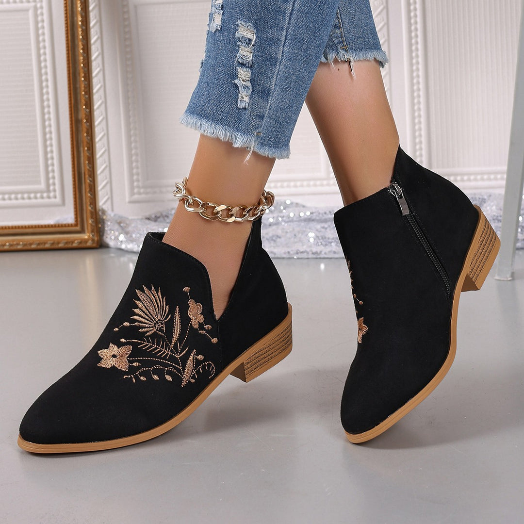 Damen Gestickte Ankle-Boots mit V-Cut und seitlichem Reißverschluss Echoarchiv