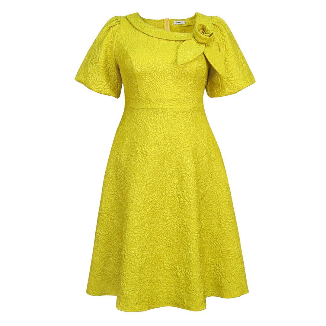 Damen Elegantes Kleid mit strukturierter Blumenapplikation Echo Archiv