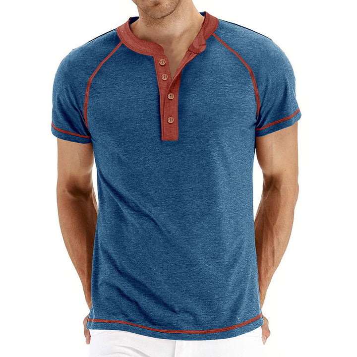 Herren Kurzarm-Henley-Shirt mit kontrastierenden Details und bequemer Passform Echoarchiv