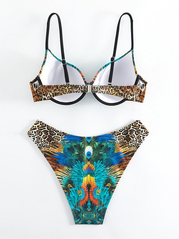Damen Triangel-Bikini mit extravagantem Federdesign und funkelnden Akzenten Echo Archiv