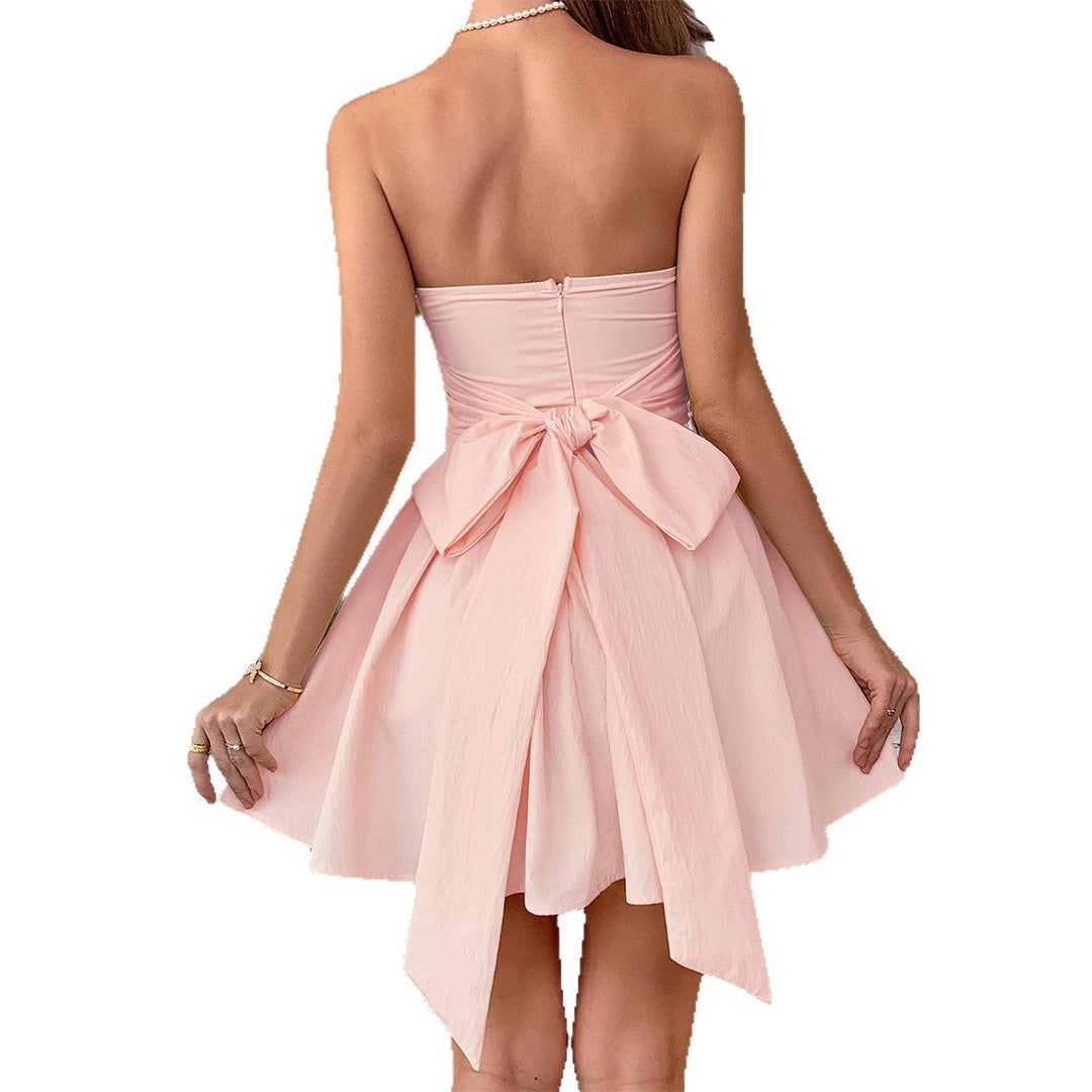 Damen Bandeau Sommerkleid mit fließendem Saum und schöner Silhouette Echo Archiv