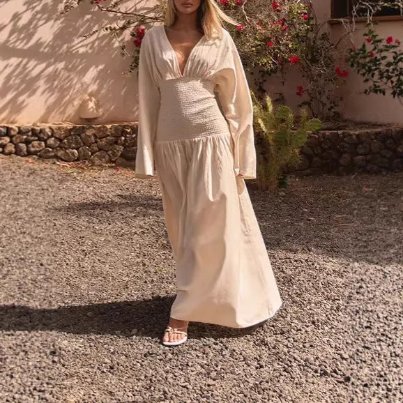 Damen Langes Boho-Maxi-Kleid mit Smock-Taillenband, tiefem V‑Ausschnitt und weiten Ballonärmeln – Valéora