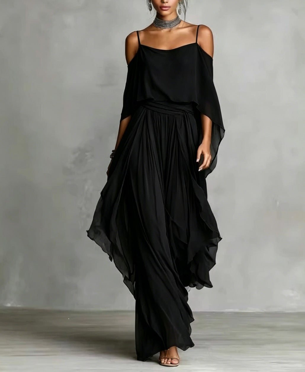 Damen Lange Chiffon Maxi Kleid mit Kaltem Schulter, Spaghetti-Träger und Geschichtetem Cape – Valéora